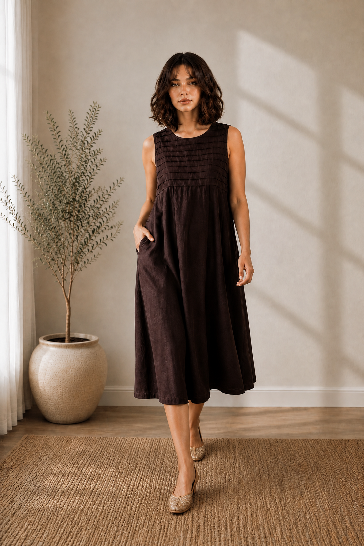 CHOCOLATE BROWN PLEATED MIDI DRESS