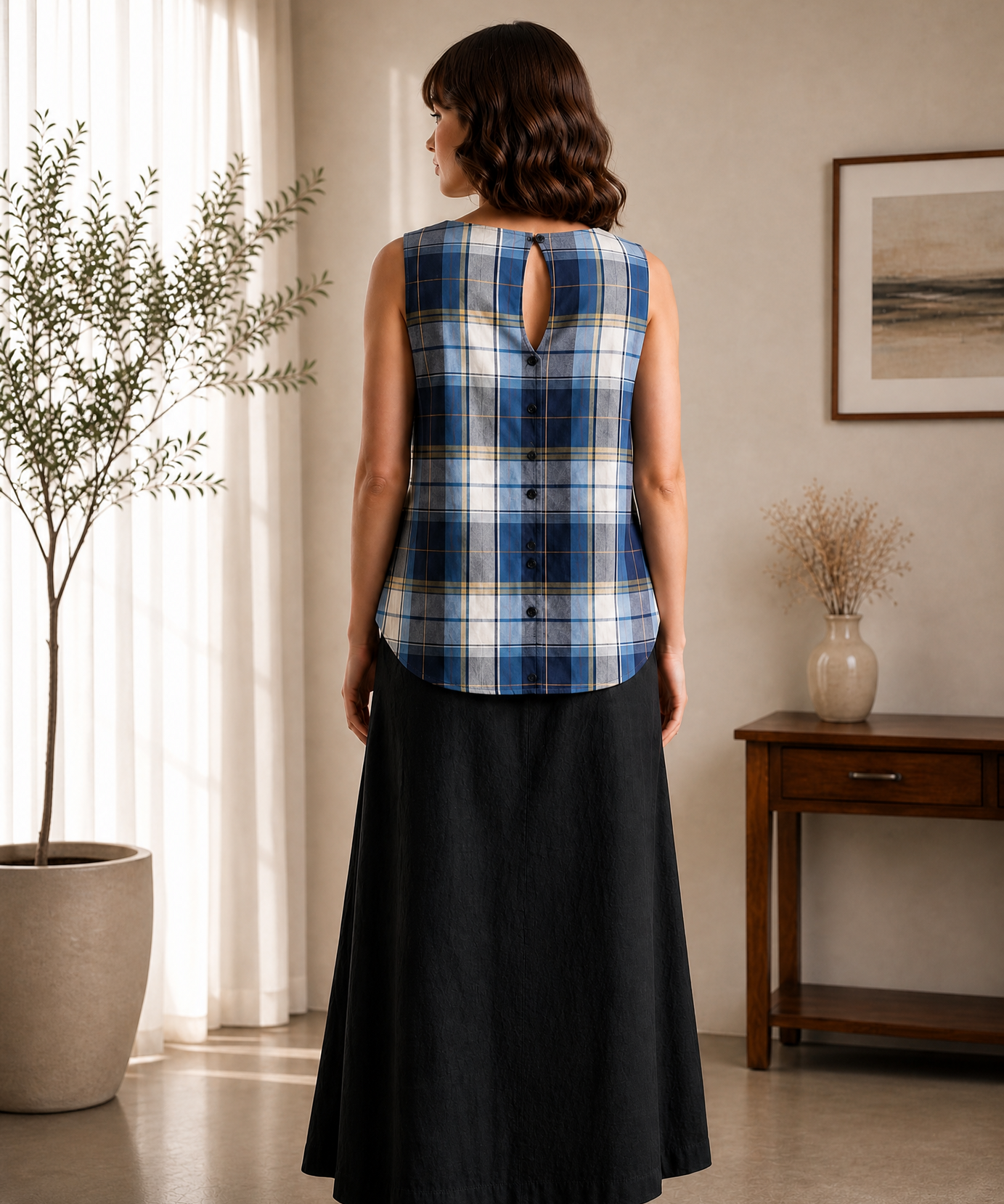 PLEATED CHECK SLEEVELESS TOP