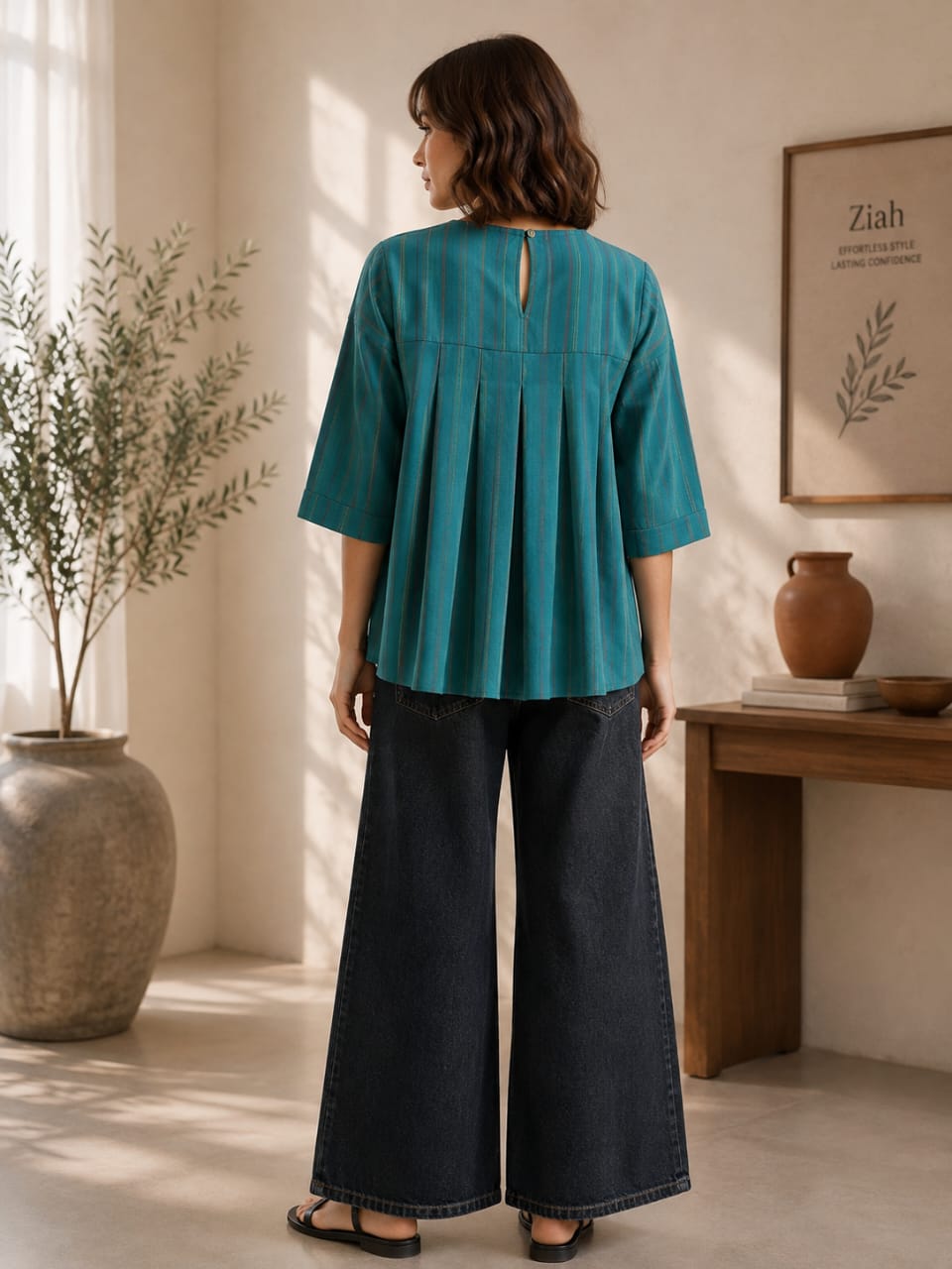 PLEATED V-NECK CAP SLEEVE TOP